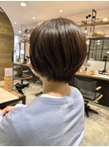 丸みショートボブ 鈴木章浩