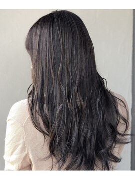 ヘアーデザイン ディードット ウル(D. ulu) ハイライト×ラベンダーカラー