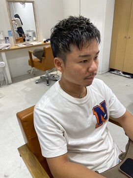 ネイロ 錦糸町(NeiRo) ツーブロックショート刈り上げハイライトカラーメッシュキャップ