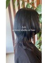 アッシュ アーティスティック スタジオ オブ ヘア(Ash artistic studio of hair) ウルフ×インナーカラー