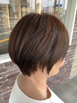 アズグロウヘアー(AS GROW HAIR)の写真/高技術×丁寧なカウンセリングでお悩み解決！大人女性の“なりたい”を叶える上品なデザインカラーを☆
