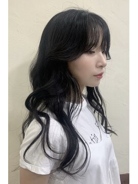 アム(amu) 透明感ブラック/ワンホンスタイル