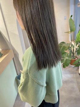 ユヌ(Une)の写真/1人1人に合わせた薬剤で、どんな方でも自然な美髪へ♪髪質改善でナチュラル艶髪へ。[札幌/大通/髪質改善]
