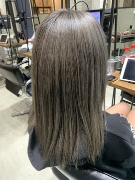 フェリア 渋谷(Feria) グレージュカラー