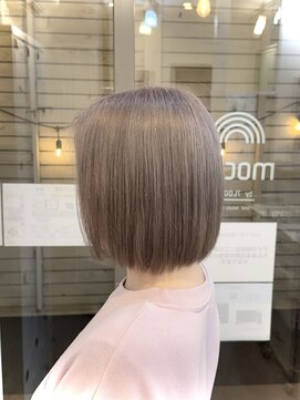 セブンルックス モカ 宇都宮鶴田店(7LOOKS mocha) ホワイトベージュ