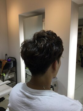 美容室 髪人形 メンズパーマ