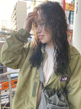 フィン(fin,) fin,/くびれヘア/似合わせカット/デザインカラー/ツートンカラー