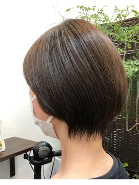 ヘアーアンドメイク きゃら(Hair&Make chara) ショートボブ