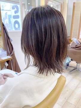 モリオ フロム ロンドン 成増店 【morio成増/児玉】外ハネミディアム