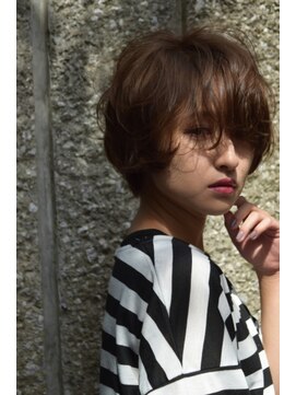 ハリス(Harris) ワンサイドショート/ボブ/ブランジュ/ダブルバンク 表参道/青山