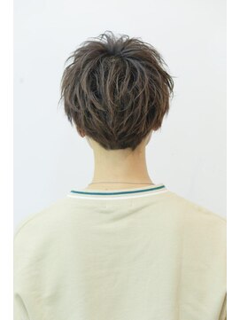 リップス 心斎橋(LIPPS) 前下がりマッシュ ツーブロ 刈り上げ