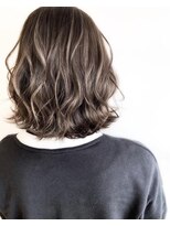 カルラ(Karra) アッシュブラウン