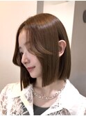 切りっぱなしボブ　センターパート　毛流れ　前髪カット