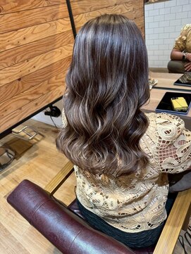 ライズ ヘア ブランド スウェル(RISE HAIR BRAND SWELL) 30代/40代/美髪/水素/髪質改善/白髪染め/白髪ぼかし/江坂/江坂駅