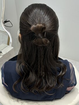 エクララ(eclala) ハーフアップ 結婚式 お呼ばれ 二次会