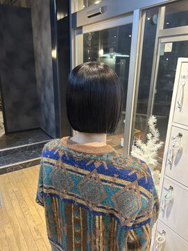 ぱつんとミニボブ