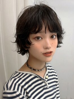 アルテペロ 栄矢場町店(arte pelo)の写真/【栄/矢場町】全国でパーマ講師をするスタイリスト在籍。ブリーチ毛でも対応できるプロの技術をご提供。