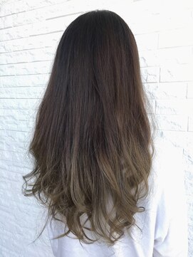 グランデュール 浜松東若林店(GRANDEUR) ☆アッシュ系グラデーション☆