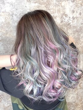 イエローコーン 金沢文庫店(YELLOW CORN) メタリックデザインカラー