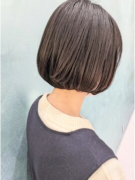 カシータフロル モゾワンダーシティ店(Casita flor) mozo美容院≪TOM≫暗髪小顔前下がり切りっぱなしボブ