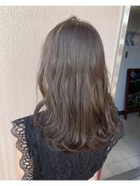 ワット 原宿店(W)&nbsp;【W-ワット-原宿店】オリーブグレージュ♪