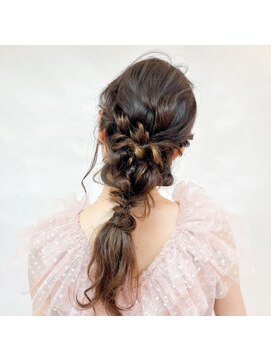 ヘア ショップキャリー ザ王道☆あみおろしアレンジ♪（30分）