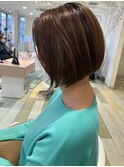 前下がりボブ×ハイライト