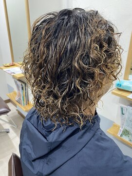 メリア(MELIA) スパイラルパーマ