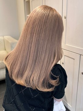 ベレーザ 渋谷(BELEZA) 4964ニュアンスカラー艶髪ハイトーンシルキーベージュ韓国波巻き