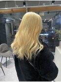 抜きっぱなし ブロンドヘア 金髪 ブリーチカラー