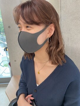 エウペ 渋谷(WEUPE) 斜めバング/グレージュカラー/デザインカラー/シルキーベージュ