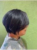 グレイヘアショートボブ