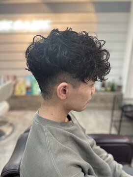 スウェル 船橋店(Swell) #MEN’S HAIR#サーフカール#刈り上げセンターパート#船橋