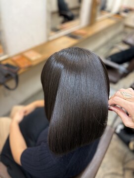 ファム 札幌大通(fam) 秋の艶髪◎大人ショートボブ メテオストレート 髪質改善