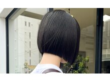 【メテオストレート】ストレートなのに柔らかい。触れたくなる、うるツヤ髪へ。