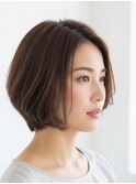 ショートボブ