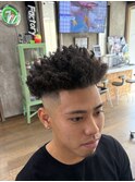 スパイキーアフロ