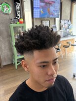 ファクトリーバーバーショップ(FACTORY barber shop) スパイキーアフロ