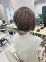 ヘイリー(HAILEY) 前下がりショートボブ×ハイライト