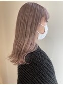 ピンクベージュ