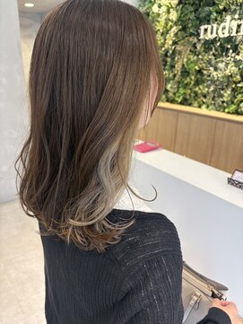 ルディー バイ ヘアーポケット(rudii by HAIR POCKET) インナーカラー*ベージュ