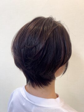 ルーファス 恵比寿 渋谷(Ruufus) 40代50代60代　前髪ありショートボブ2608