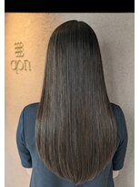 クオン 藤崎店(qon)&nbsp;ロングスタイル/髪質改善/縮毛矯正/早良区/藤崎/西新/美容室
