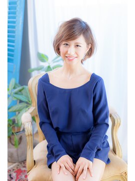 ミエルヘアーエスト 新宿店(mielhair est) 【mielhair新宿】小顔愛され前下がりショートボブ新宿