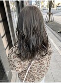 グレージュ