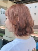 オレンジピンクカラー×ウェーブボブ