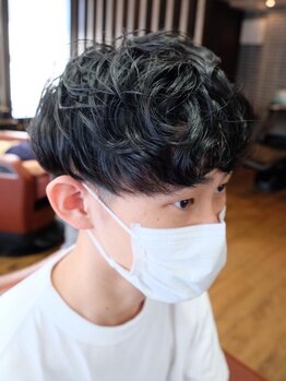 ディスパッチヘアー 今津店(DISPATCH HAIR)の写真/【パーマに自信あり★】リピート率９０％越え！髪のボリュームや髪質に合わせてパーマをご提案♪