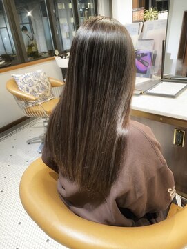 リバレッジ 広尾(Leverage) 細めハイライトグレージュ