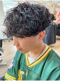 ツイストスパイラルパーマ波巻きスパイラル刈り上げマッシュ