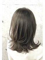 リレア 金町(Relair)&nbsp;クビレミディアム×くすみアッシュベージュ「taku」